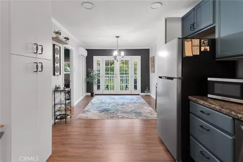 Entry Way - 1056 Eagle Rd, Wrightwood, CA 92397 photo 2 of 5
