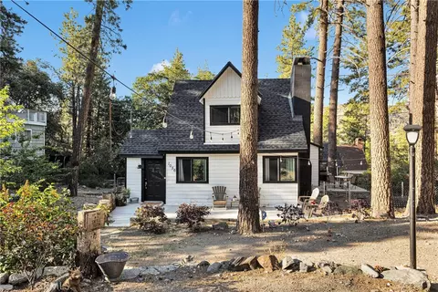 Exterior - 1056 Eagle Rd, Wrightwood, CA 92397 photo 5 of 19