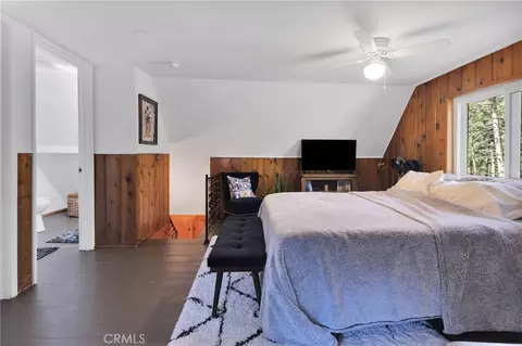 Bedroom - 1056 Eagle Rd, Wrightwood, CA 92397 photo 3 of 5