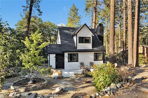 Exterior - 1056 Eagle Rd, Wrightwood, CA 92397 photo 3 of 19