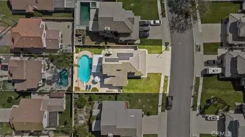 View/Area - 13625 Oxford Ct, Chino, CA 91710 photo 4 of 6