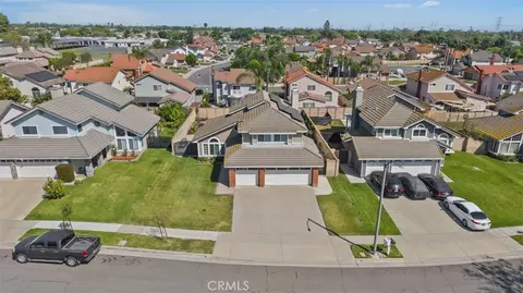 View/Area - 13625 Oxford Ct, Chino, CA 91710 photo 3 of 6