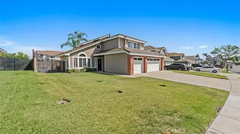 Exterior - 13625 Oxford Ct, Chino, CA 91710 photo 3 of 8