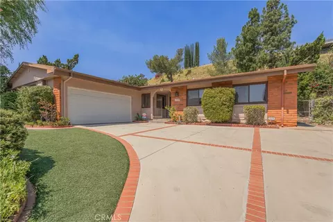 3139 Kirkham Dr, Glendale, CA 91206