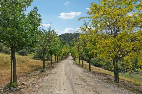 41225 Hacienda Dr, Murrieta, CA 92562