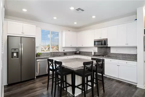 Kitchen - 822 Mandarin, Upland, CA 91786 photo 2 of 3