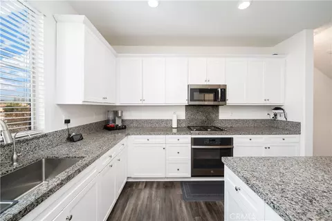 Kitchen - 822 Mandarin, Upland, CA 91786 photo 3 of 3