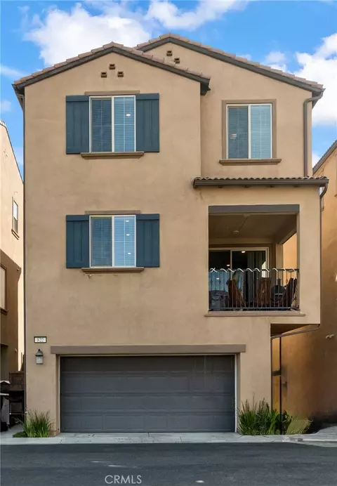 Exterior - 822 Mandarin, Upland, CA 91786 photo 2 of 11