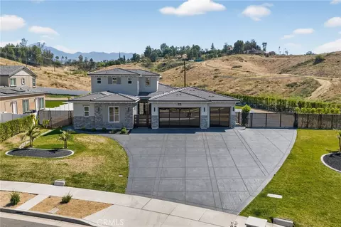 743 Buckingham Dr, Redlands, CA 92374