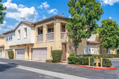 2768 W Madison, Anaheim, CA 92801