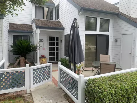 Exterior - 41 Fallingstar #28, Irvine, CA 92614 photo 3 of 4