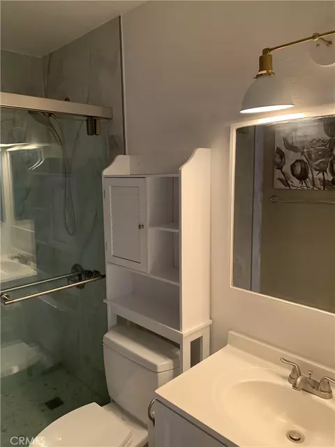 Bath - 41 Fallingstar #28, Irvine, CA 92614 photo 6 of 6