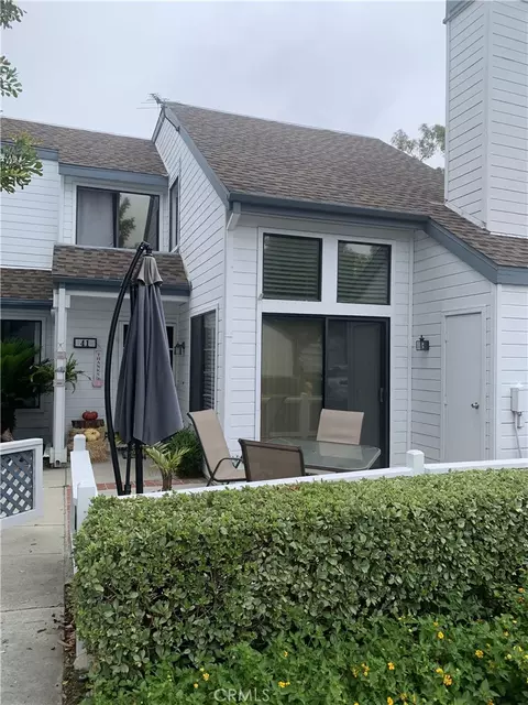 Exterior - 41 Fallingstar #28, Irvine, CA 92614 photo 2 of 4