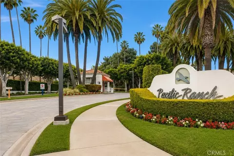 7402 Yellowtail Drive Dr #204, Huntington Beach, CA 92648