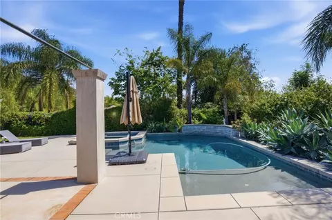 Exterior - 940 N Silent Ranch Dr, Glendora, CA 91741 photo 5 of 12