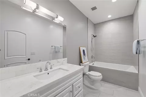 Bath - 940 N Silent Ranch Dr, Glendora, CA 91741 photo 10 of 11