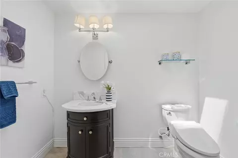 Bath - 940 N Silent Ranch Dr, Glendora, CA 91741 photo 5 of 11