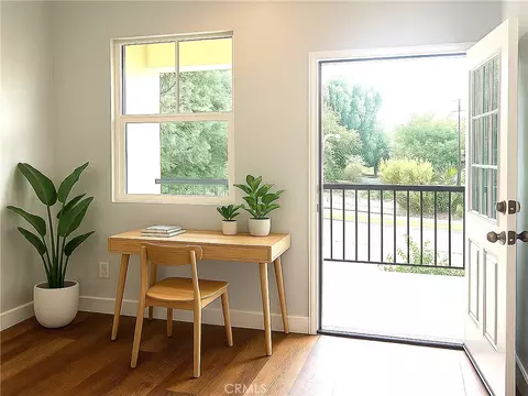Entry Way - 300 Alhambra Rd E #E, Alhambra, CA 91801 photo 2 of 3