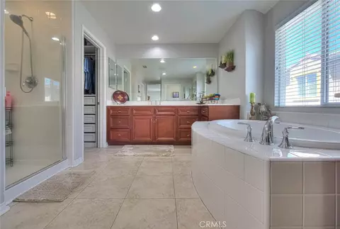 Bath - 14587 Baylor Ave, Chino, CA 91710 photo 2 of 6