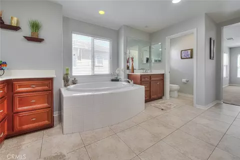 Bath - 14587 Baylor Ave, Chino, CA 91710 photo 3 of 6