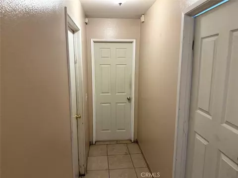 Entry Way - 10517 Dream St, Bloomington, CA 92316 photo 2 of 2