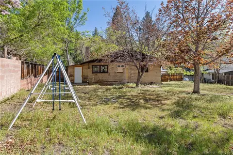 Exterior - 799 Mountain Vw, Wrightwood, CA 92397 photo 6 of 8