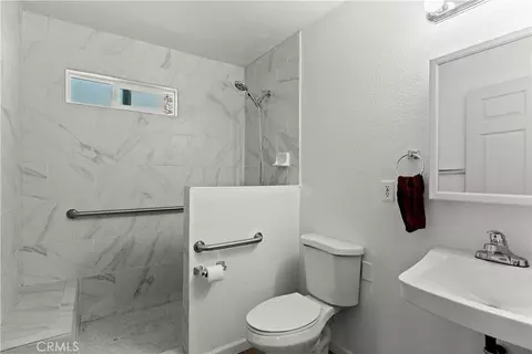 Bath - 799 Mountain Vw, Wrightwood, CA 92397 photo 1 of 1
