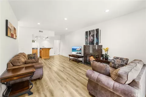 Living - 163 Saddle, Placentia, CA 92870 photo 4 of 4