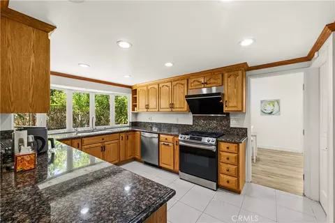 Kitchen - 163 Saddle, Placentia, CA 92870 photo 3 of 3