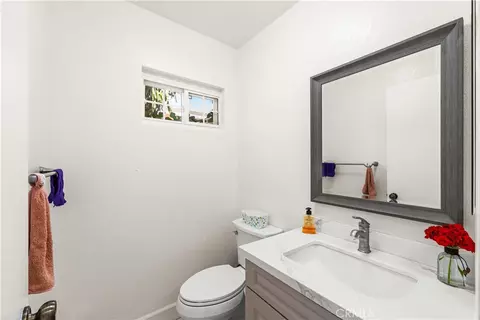 Bath - 163 Saddle, Placentia, CA 92870 photo 1 of 4