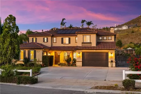 3101 Curly Horse Way, Norco, CA 92860