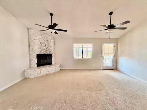 Living - 14890 Apple Vly, Apple Valley, CA 92307 photo 3 of 5