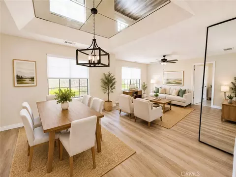 Dining - 14890 Apple Vly, Apple Valley, CA 92307 photo 1 of 1