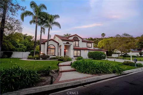 13049 Sunny Ln, Camarillo, CA 93012