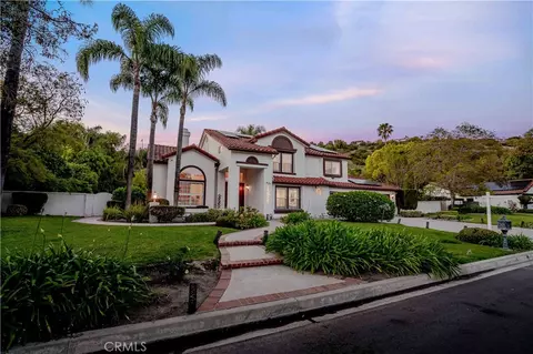 13049 Sunny Ln, Camarillo, CA 93012