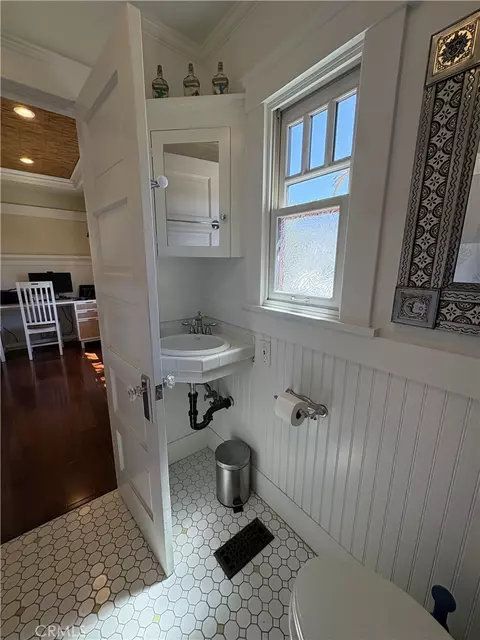 Bath - 6025 E Ocean, Long Beach, CA 90803 photo 5 of 6