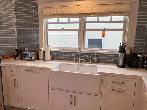 Kitchen - 6025 E Ocean, Long Beach, CA 90803 photo 2 of 5