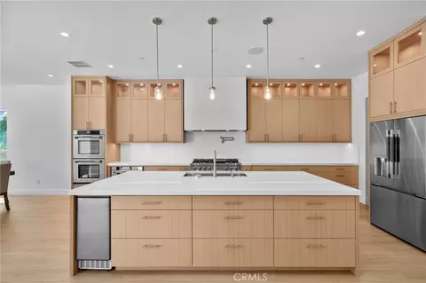 Kitchen - 35249 Grape, Yucaipa, CA 92399 photo 1 of 5