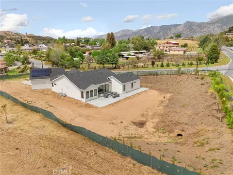 View/Area - 35249 Grape, Yucaipa, CA 92399 photo 2 of 6