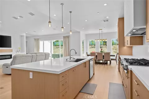 Kitchen - 35249 Grape, Yucaipa, CA 92399 photo 5 of 5