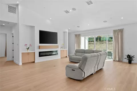 Living - 35249 Grape, Yucaipa, CA 92399 photo 2 of 4