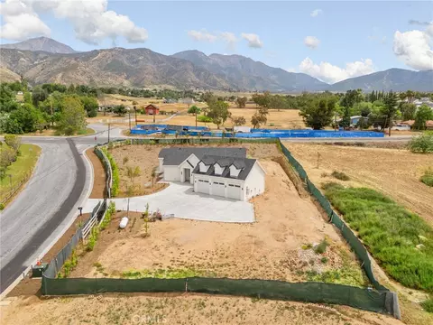 View/Area - 35249 Grape, Yucaipa, CA 92399 photo 1 of 6