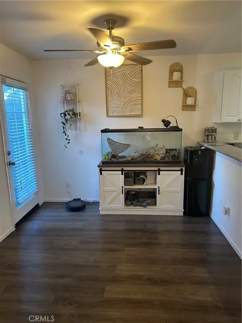 220 W Walnut #B, Rialto, CA 92376 photo 5