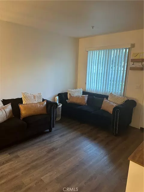 220 W Walnut #B, Rialto, CA 92376 photo 3