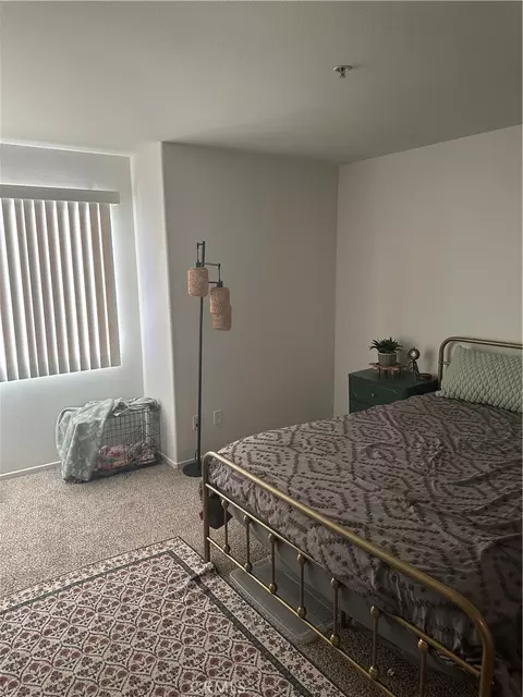 220 W Walnut #B, Rialto, CA 92376 photo 10