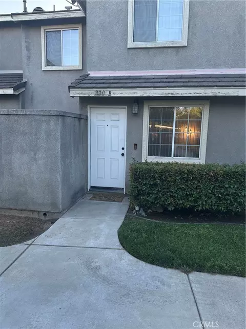 220 W Walnut #B, Rialto, CA 92376