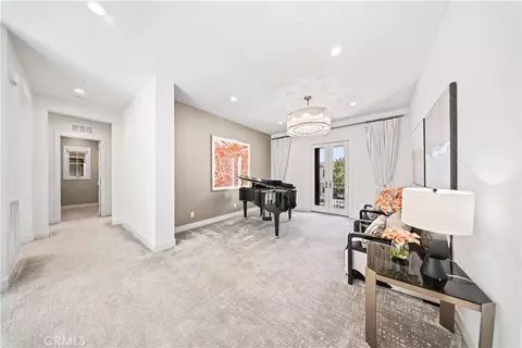 Entry Way - 114 Interstellar, Irvine, CA 92618 photo 7 of 9