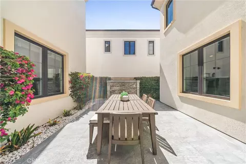 Exterior - 114 Interstellar, Irvine, CA 92618 photo 4 of 11