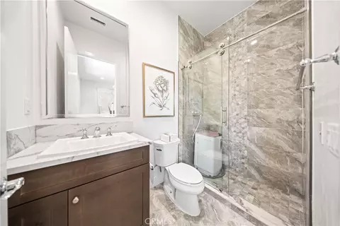 Bath - 114 Interstellar, Irvine, CA 92618 photo 6 of 8