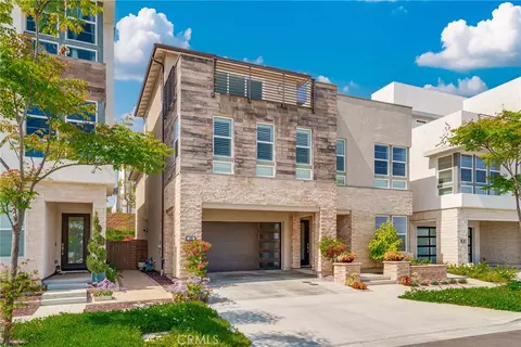 Exterior - 438 Sycamore Dr, Montebello, CA 90640 photo 2 of 15